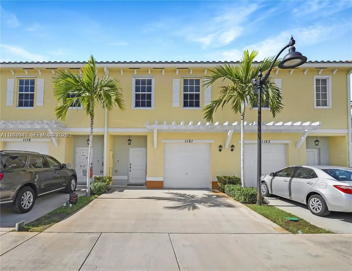 1121 NW 41st Ln, Lauderhill, FL 33313 - #1