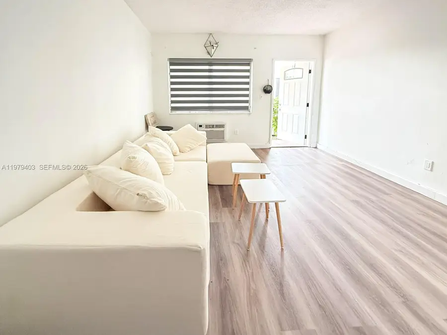 7720 Harding Ave #3, Miami Beach, FL 33141 - #3