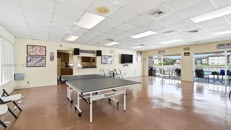 1825 S Ocean Dr #811, Hallandale Beach, FL 33009 - #1