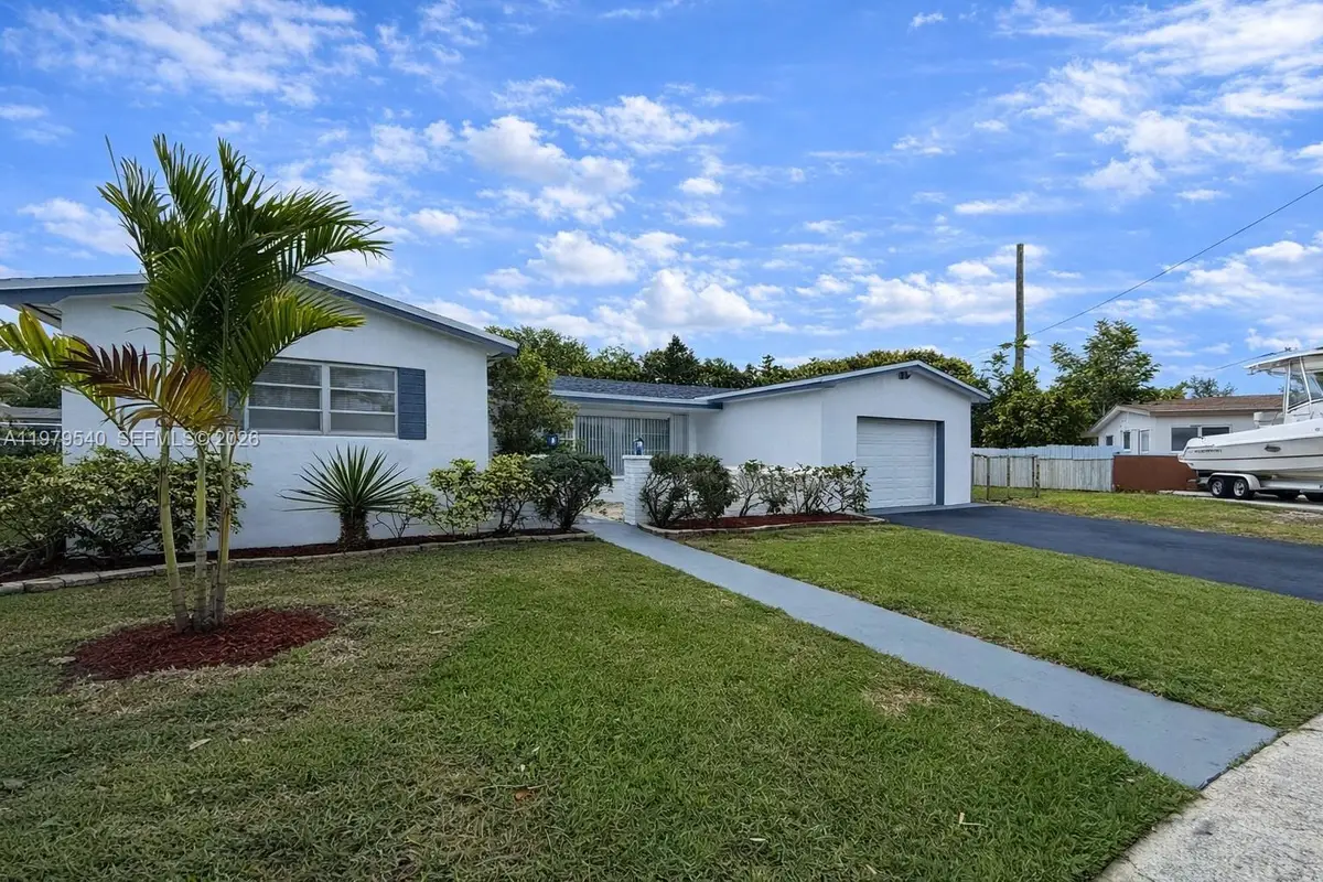 7150 SW 5th Ct, Pembroke Pines, FL 33023 - #1