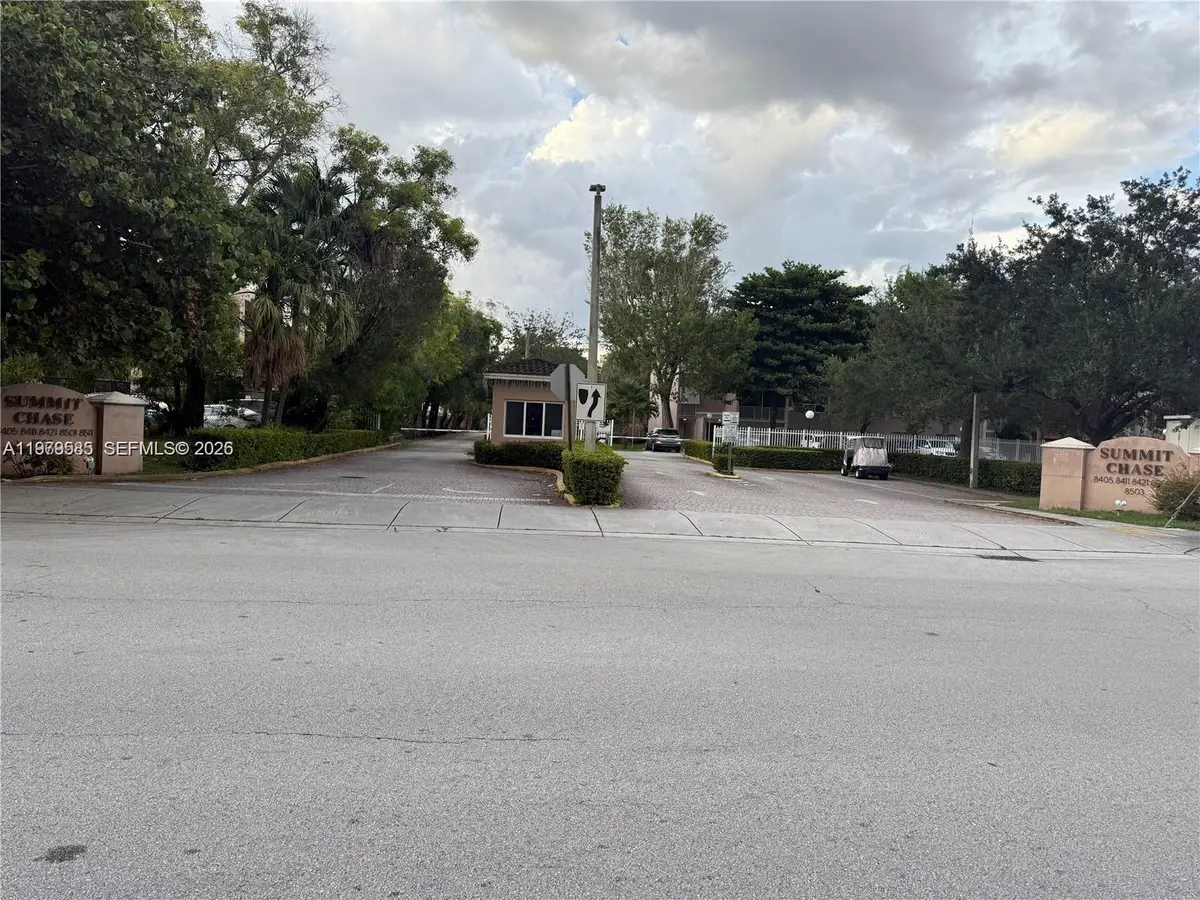 8405 NW 8th St #304, Miami, FL 33126 - #1