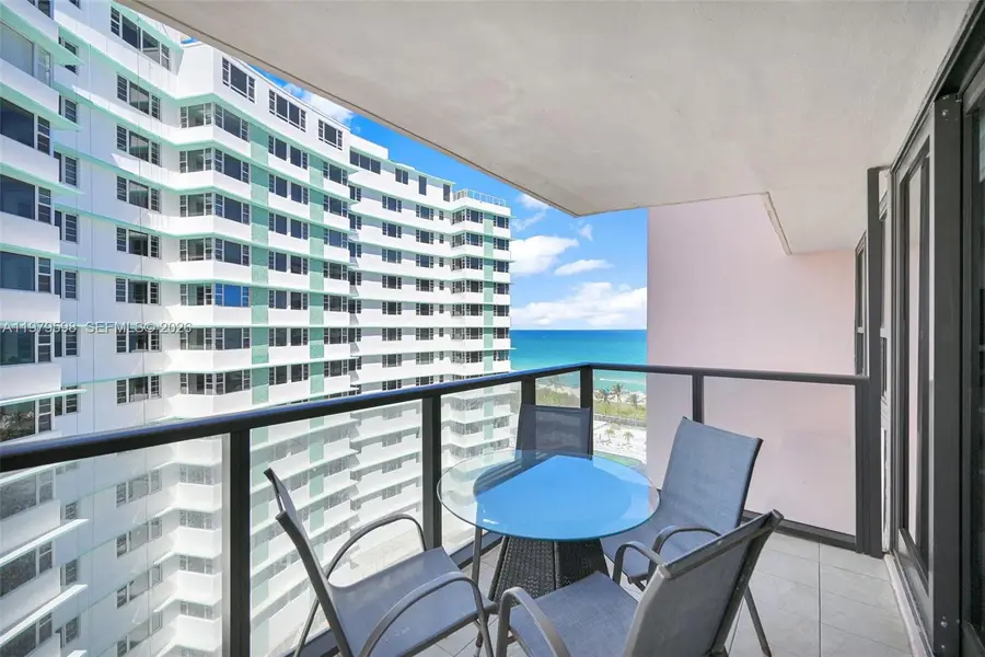 5225 Collins Ave #1214, Miami Beach, FL 33140 - #3