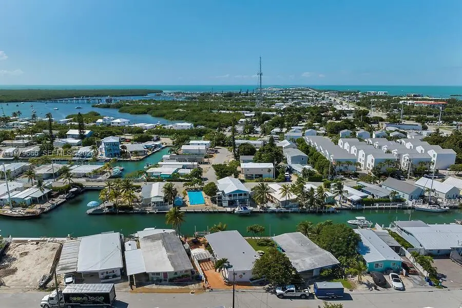 605 26th Street Ocean, Marathon, FL 33050 - #2