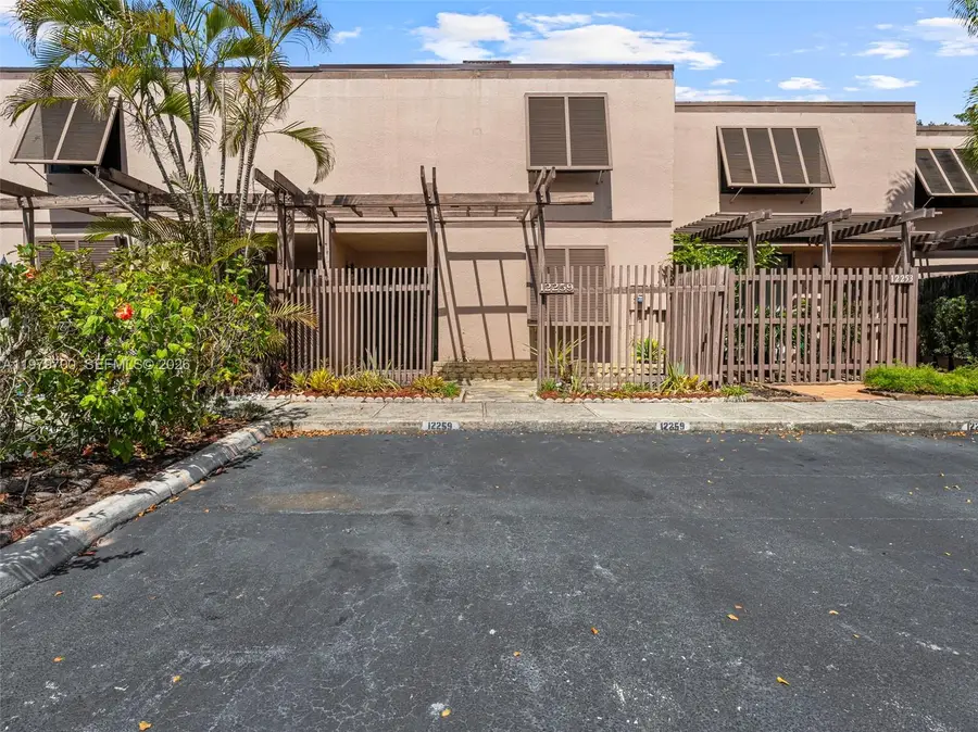 12259 NW 11th St, Pembroke Pines, FL 33026 - #2