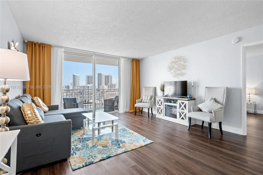 427 Golden Isles Dr #11H, Hallandale Beach, FL 33009 - #2