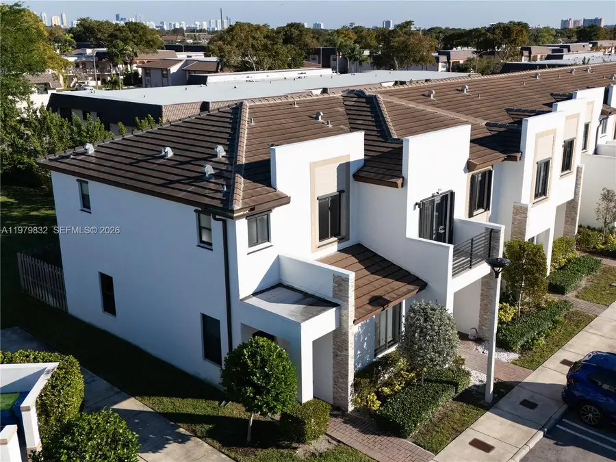 21089 NE 8th Ave, Miami, FL 33179 - #2