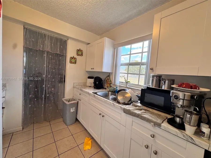 17450 SW 106th Ave, Miami, FL 33157 - #3