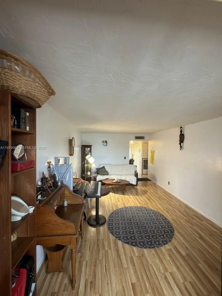 2841 Somerset Dr #307, Lauderdale Lakes, FL 33311 - #2