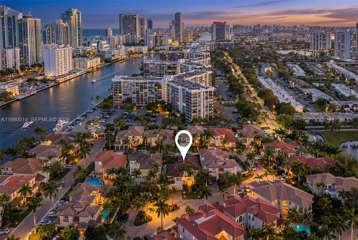 822 Meridian Ln, Hollywood, FL 33019 - #1