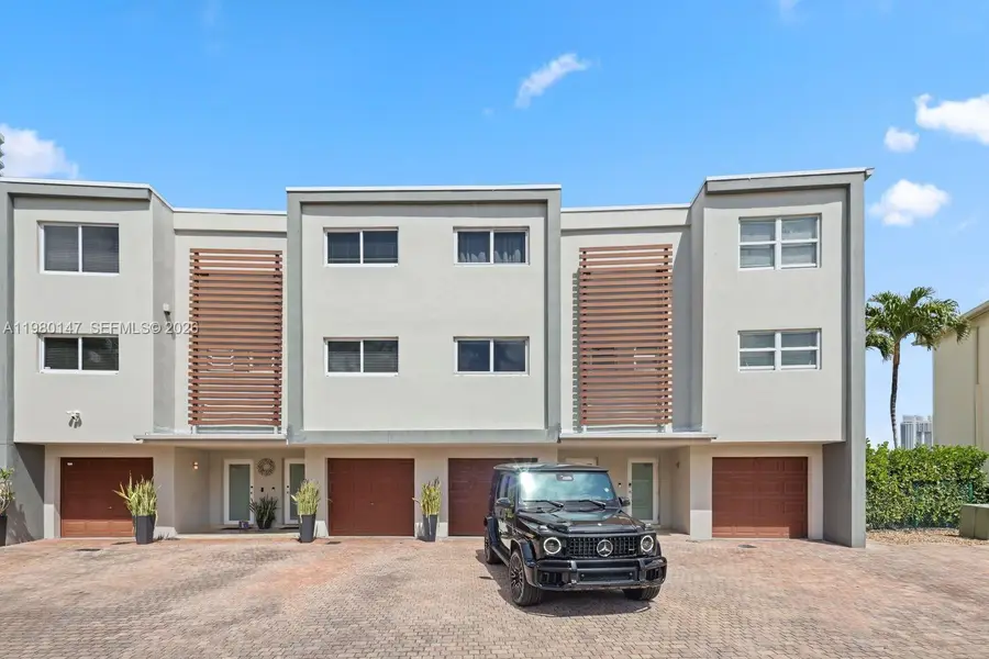 3927 NE 171st St #C, North Miami Beach, FL 33160 - #3