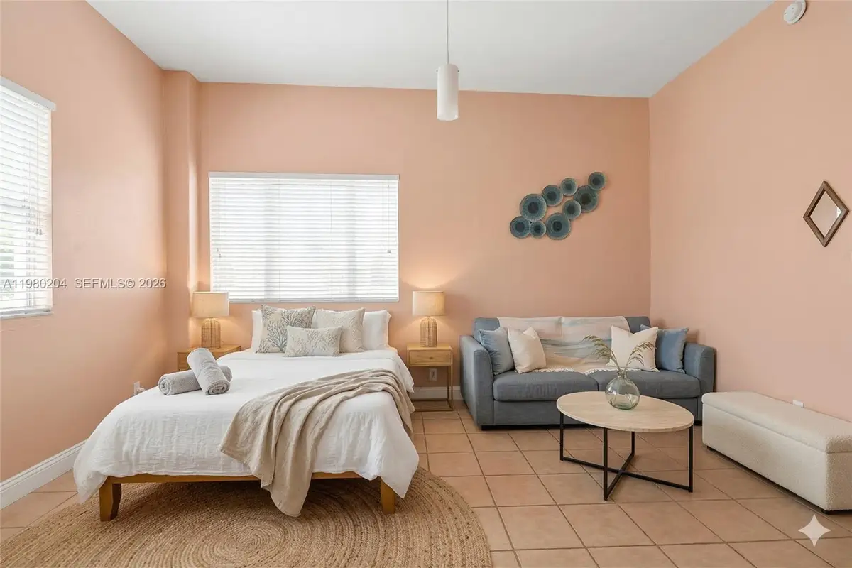 255 W 24th St #107, Miami Beach, FL 33140 - #1