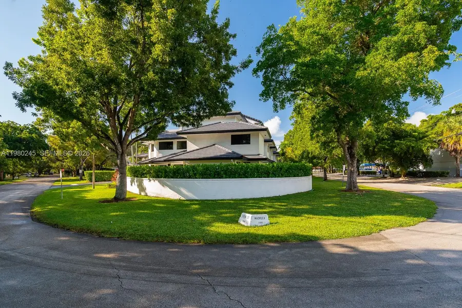 5750 Turin St #206, Coral Gables, FL 33146 - #2