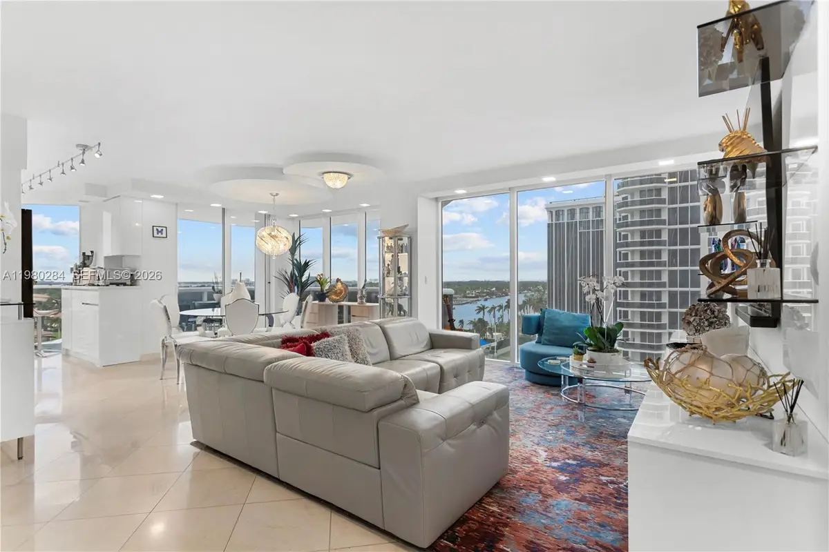 4775 Collins Ave #1007, Miami Beach, FL 33140 - #1