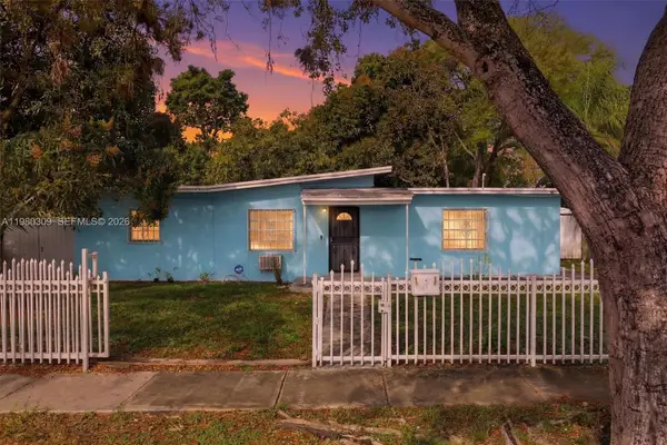 14250 NW 5th Ave, North Miami, FL 33168