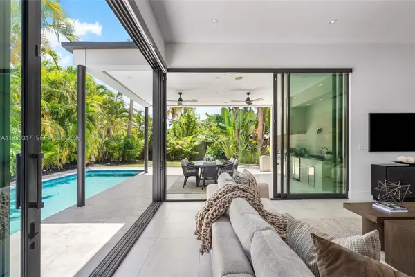 2500 Middle River Dr, Fort Lauderdale, FL 33305