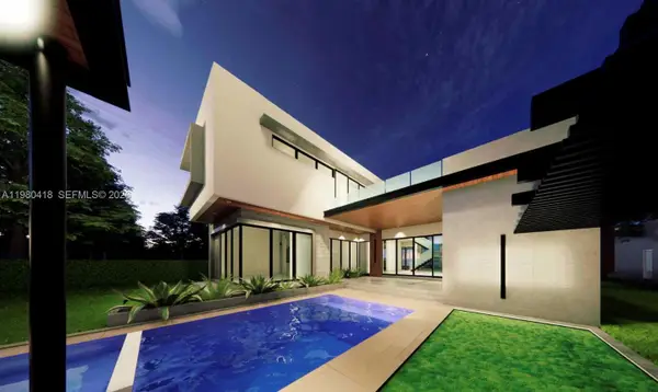 820 NE 111th St, Biscayne Park, FL 33161