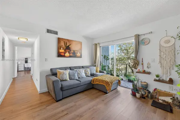 8950 NE 8th Ave #402, Miami, FL 33138