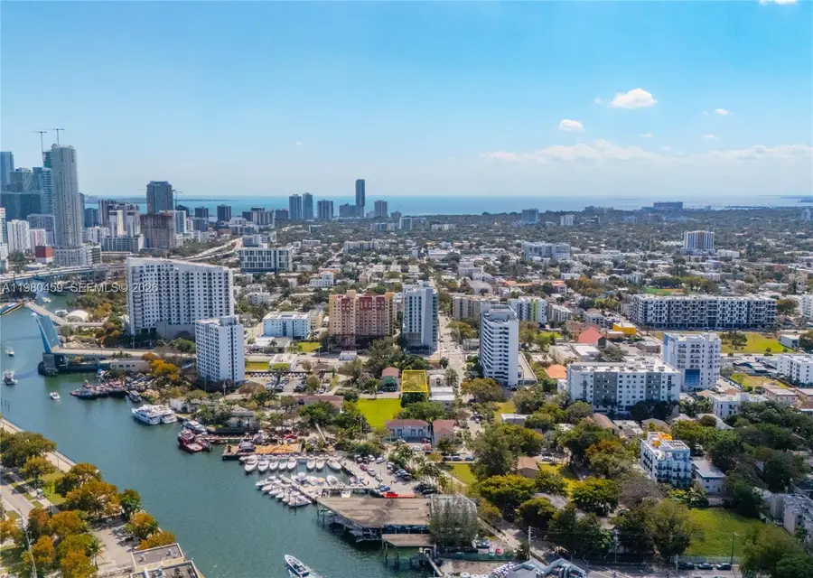 566 NW 1st St, Miami, FL 33128 - #3