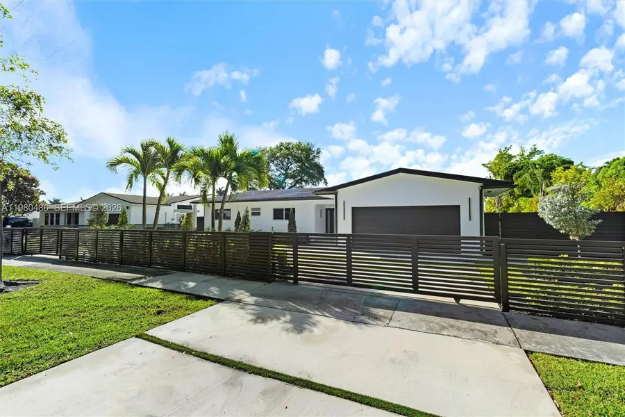 1840 NE 199th St, Miami, FL 33179 - #2