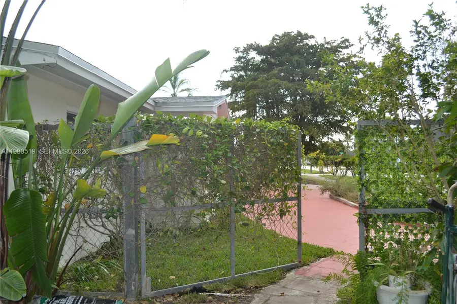 19901 SW 92nd Ave, Cutler Bay, FL 33157 - #3