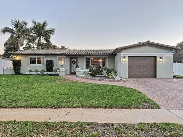 11040 NW 22nd St, Pembroke Pines, FL 33026