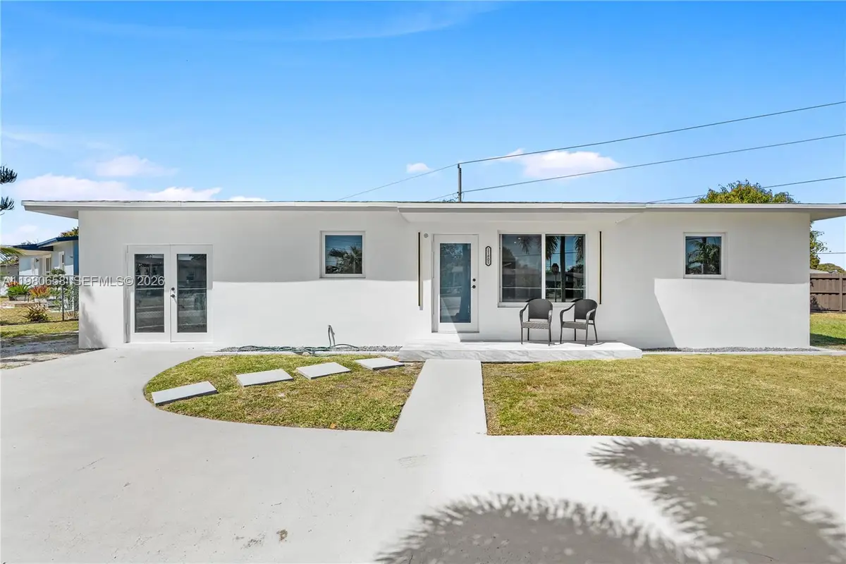 11805 SW 185th St, Miami, FL 33177 - #1