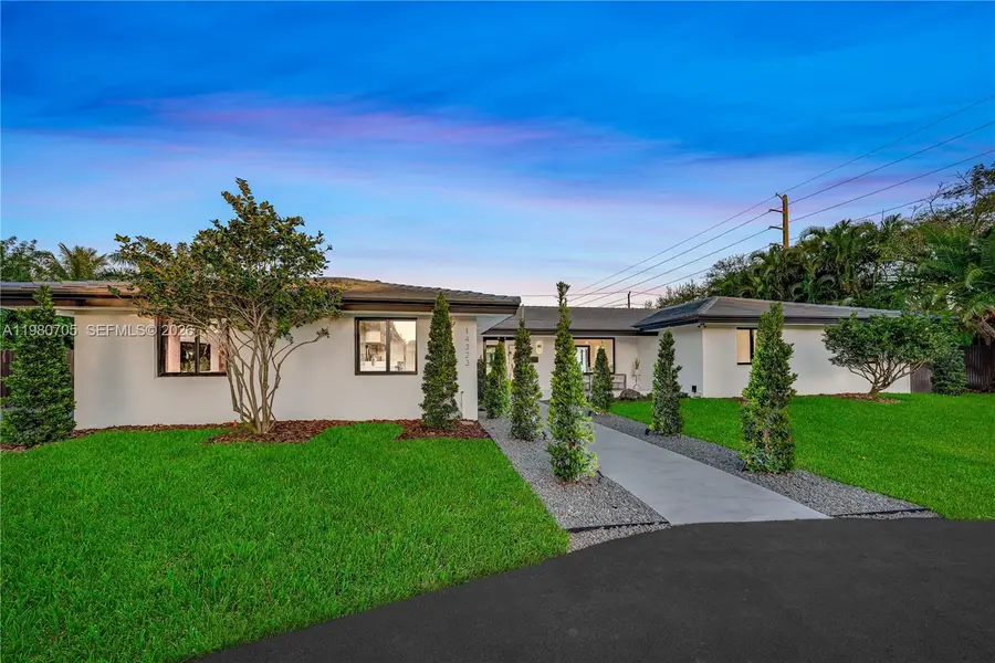 14323 SW 80th Ave, Palmetto Bay, FL 33158 - #2