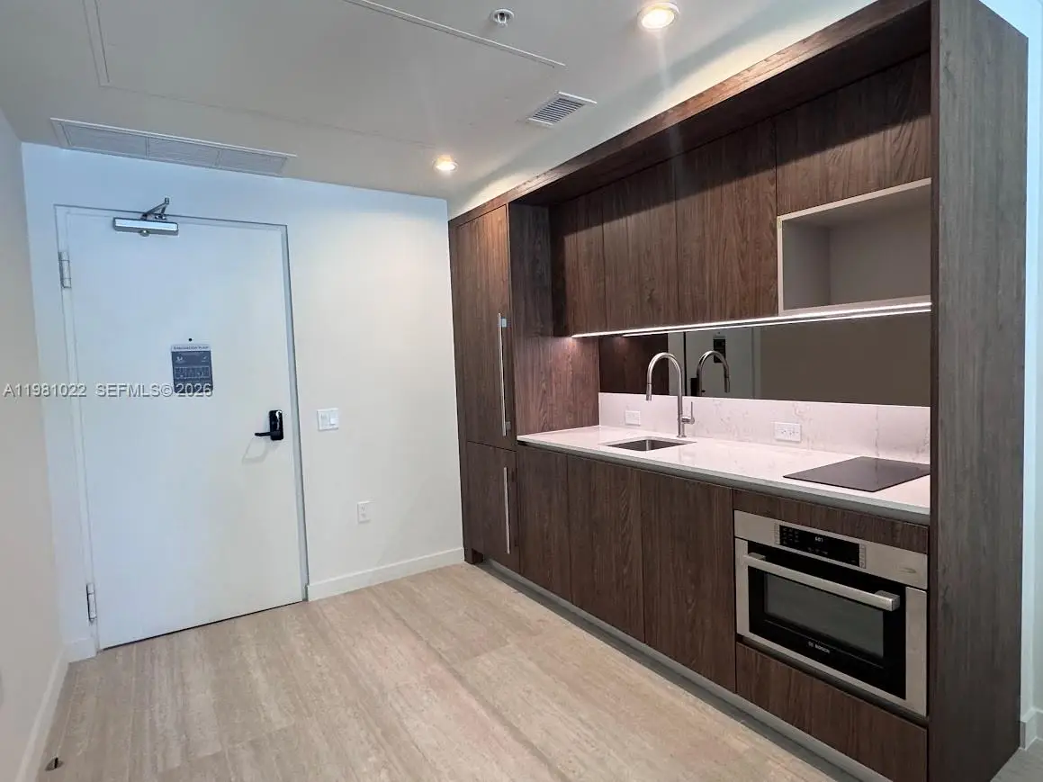 1611 SW 2nd Av #306, Miami, FL 33129 - #1