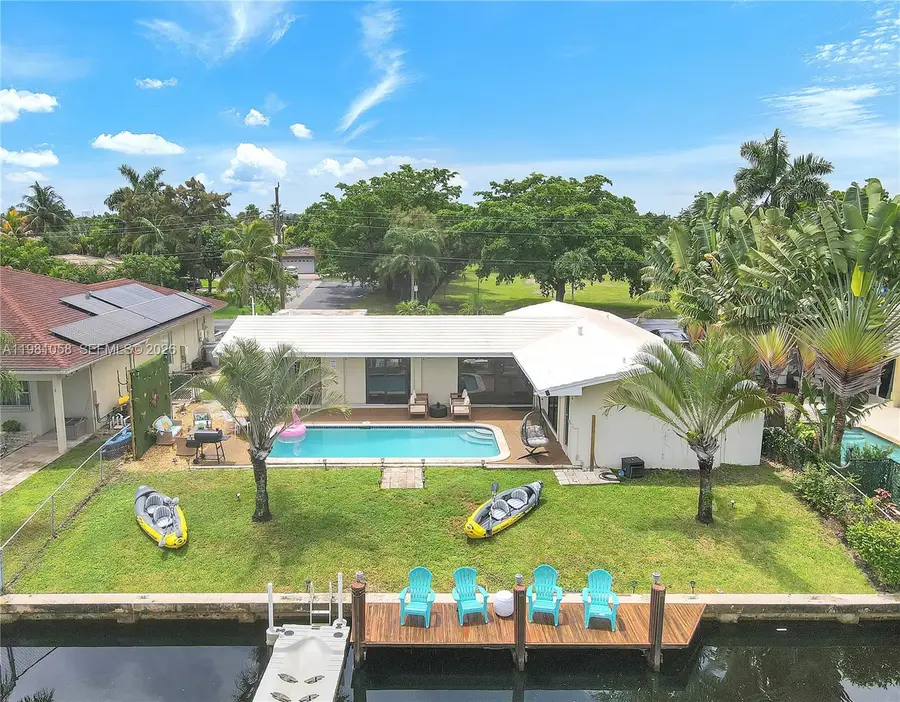 151 SE 9th Ct, Pompano Beach, FL 33060 - #2