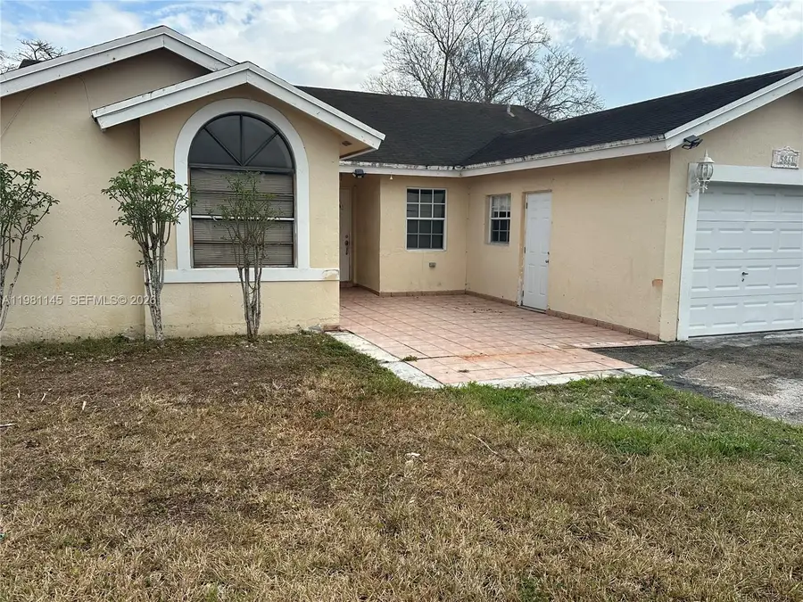 5861 SW 152nd Ct, Miami, FL 33193 - #2