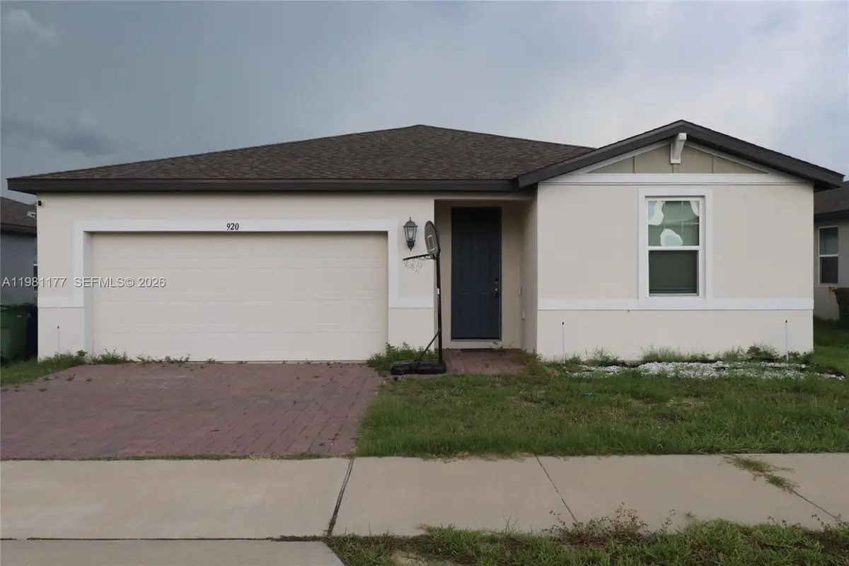 920 Cambridge Dr, Winter Haven, FL 33881 - #1