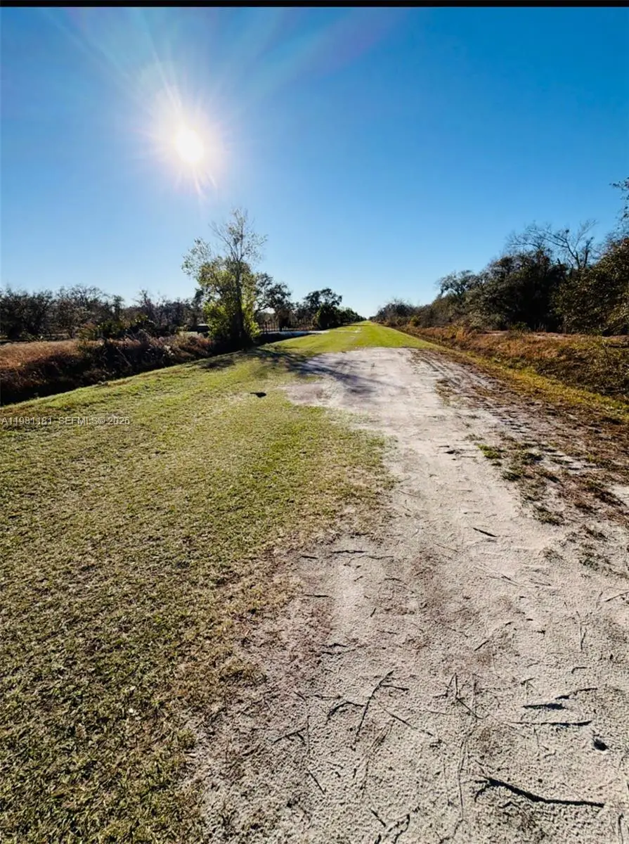 18626 NW 284 St, Okeechobee, FL 34972 - #3