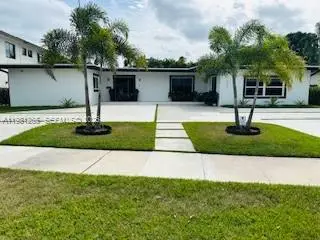 1940 NE 186th Dr, North Miami Beach, FL 33179 - #3