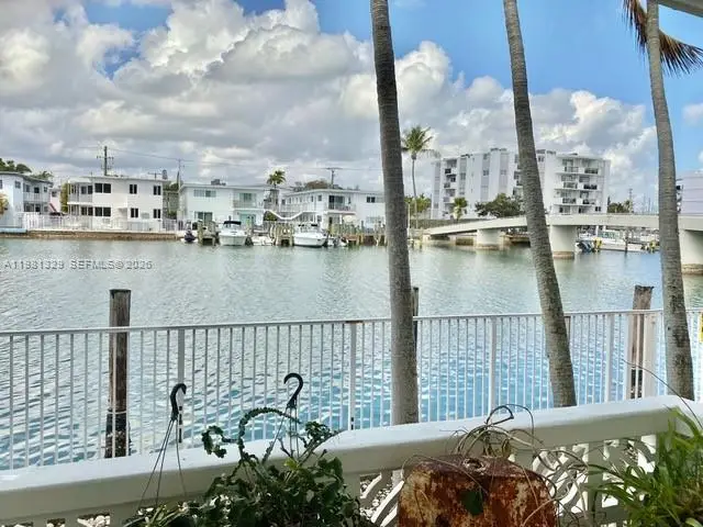 8040 Tatum Waterway Dr #5, Miami Beach, FL 33141 - #1