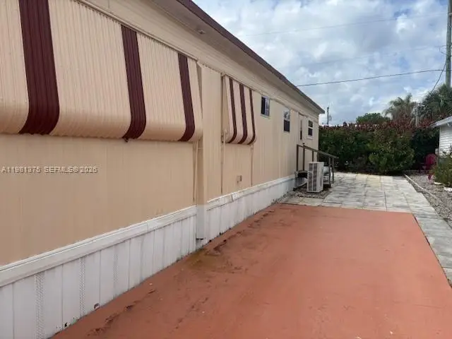 11055 SE Federal Hwy, Hobe Sound, FL 33455 - #3