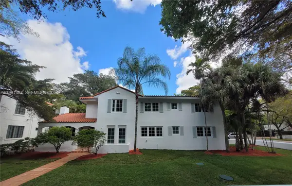 2111 Alhambra Cir, Coral Gables, FL 33134