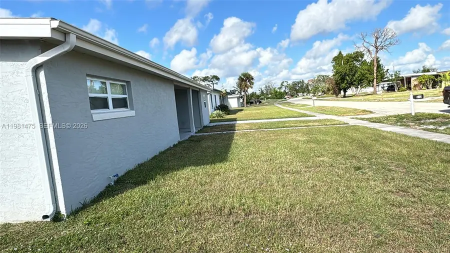570 Dalton Blvd, Port Charlotte, FL 33952 - #3