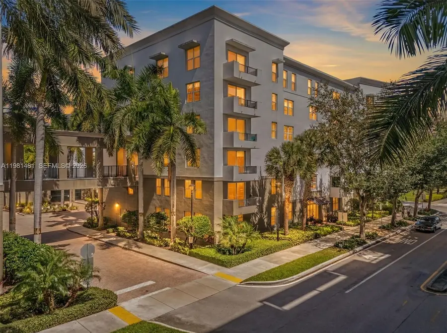 2421 NE 65th St #403, Fort Lauderdale, FL 33308 - #2