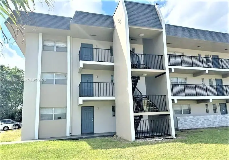 7911 N Colony Cir N #202, Tamarac, FL 33321 - #3