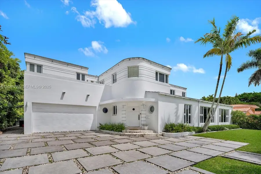 1021 N Greenway Dr, Coral Gables, FL 33134 - #3