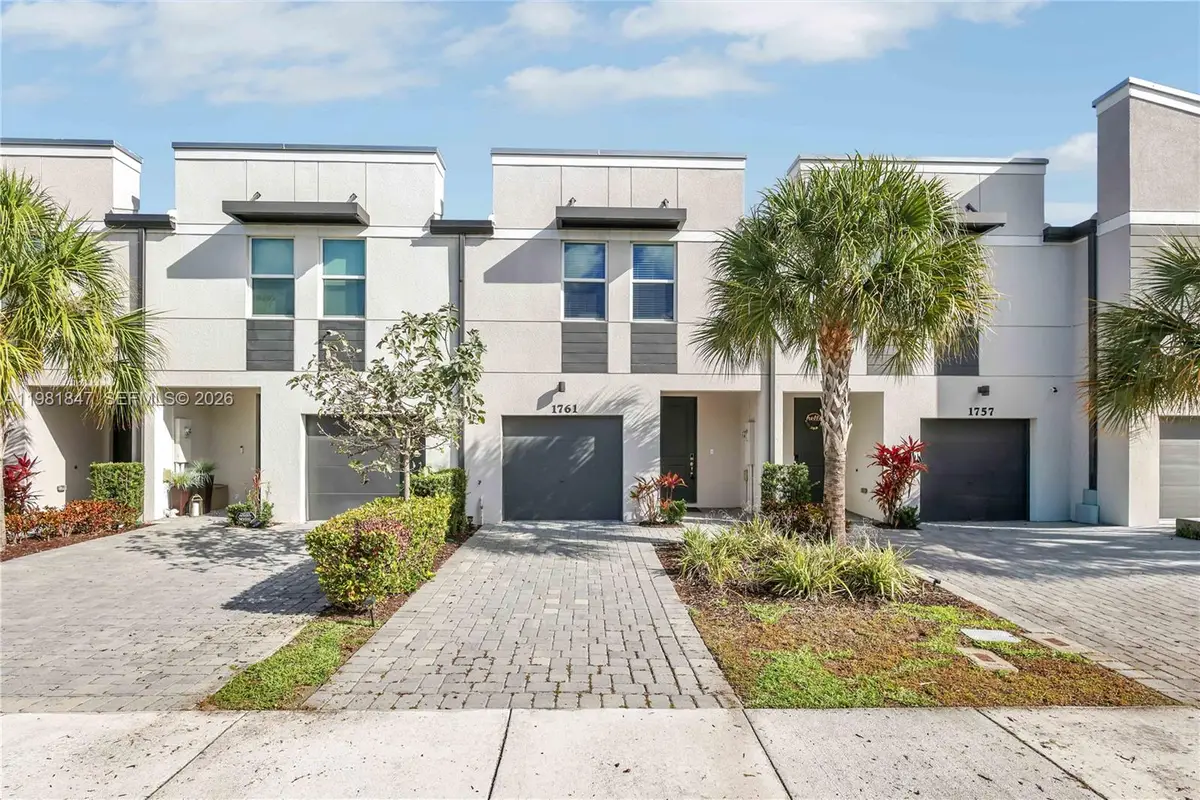 1761 Lindley St, Mangonia Park, FL 33407 - #1