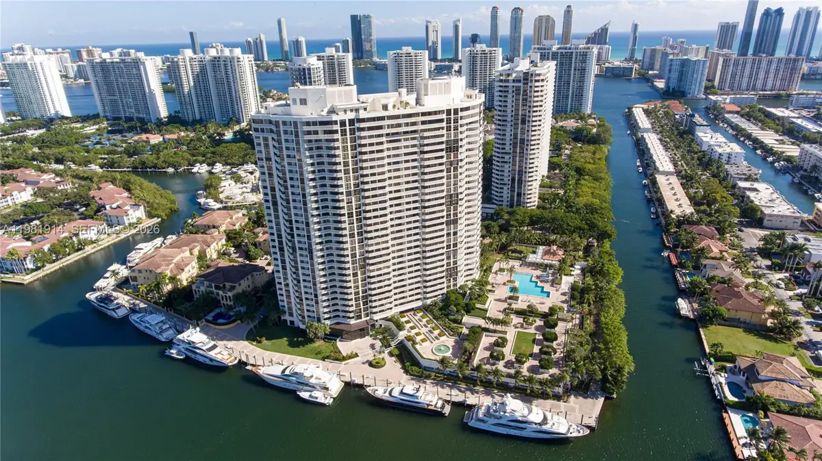 1000 W Island Blvd #2903, Aventura, FL 33160 - #1