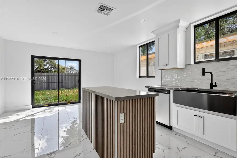 4311 NW 32nd Ave, Miami, FL 33142 - #2