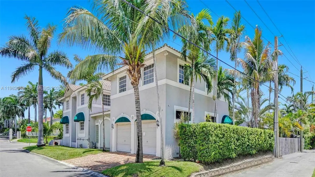 851 N 11th Ave, Hollywood, FL 33019 - #1