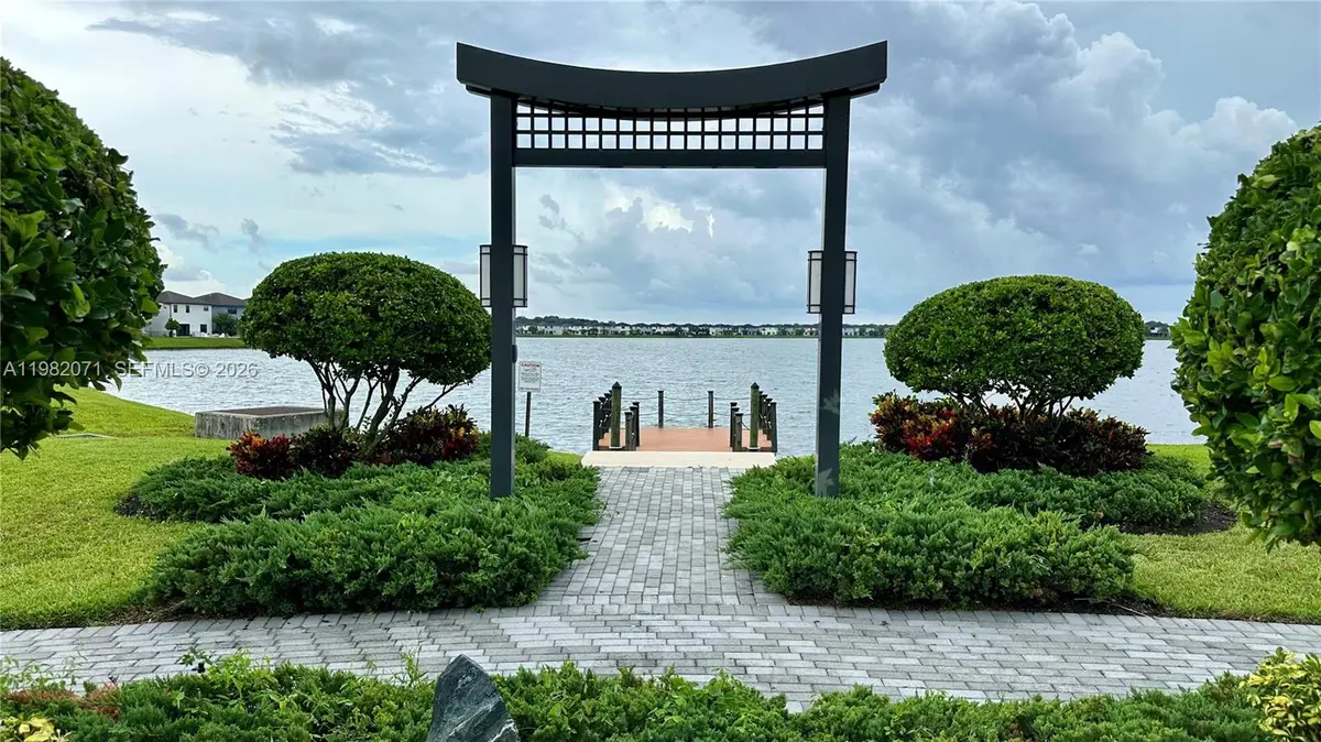 9155 NW 161st St, Miami Lakes, FL 33018 - #1