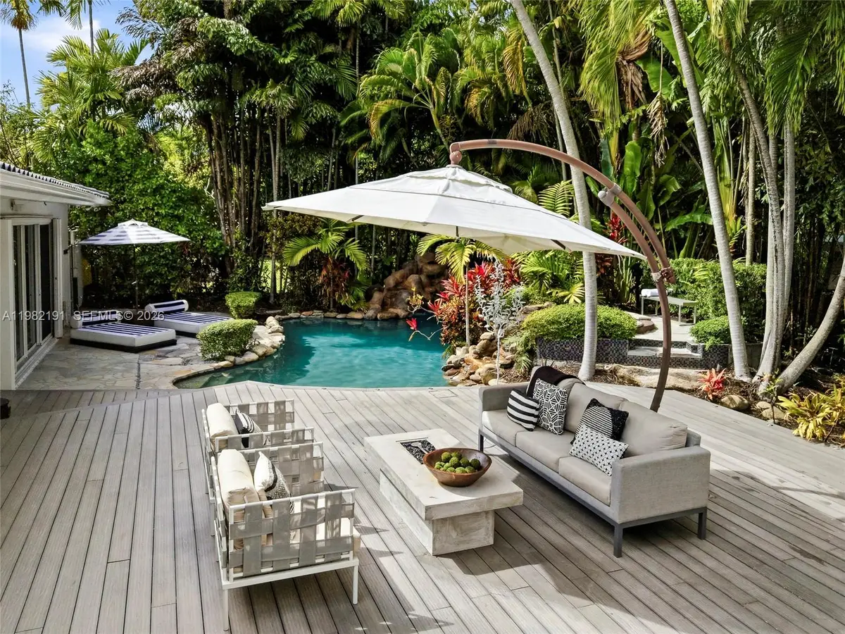 1133 NE 88th St, Miami, FL 33138 - #1