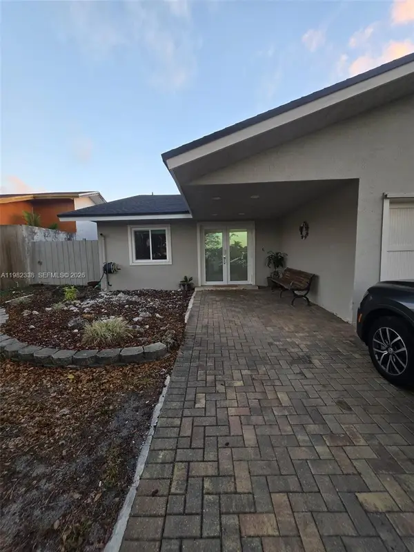 14530 SW 110th St, Miami, FL 33186