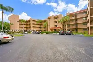 9501 Seagrape Dr #101, Davie, FL 33324 - #1