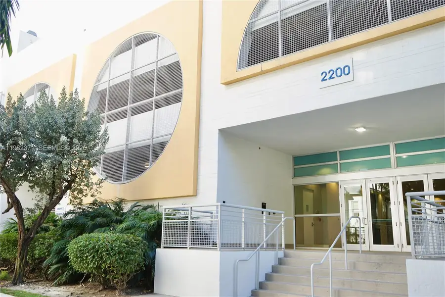 2200 NE 4th Ave #503, Miami, FL 33137 - #3