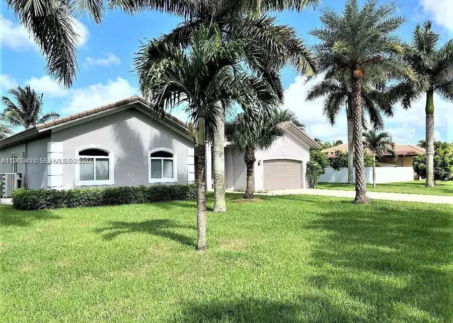 27669 SW 154th Ave, Homestead, FL 33032 - #2